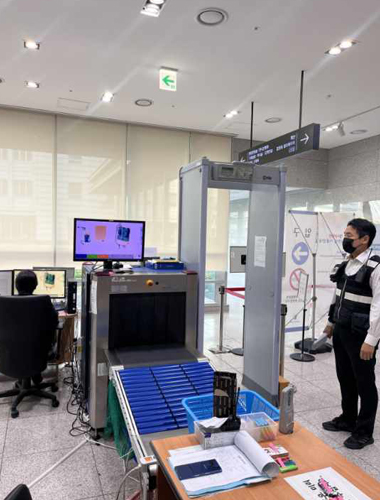 X-Ray ����ȭ�����ñ⸦ ���� ����ǰ Ȯ�� �̹���2